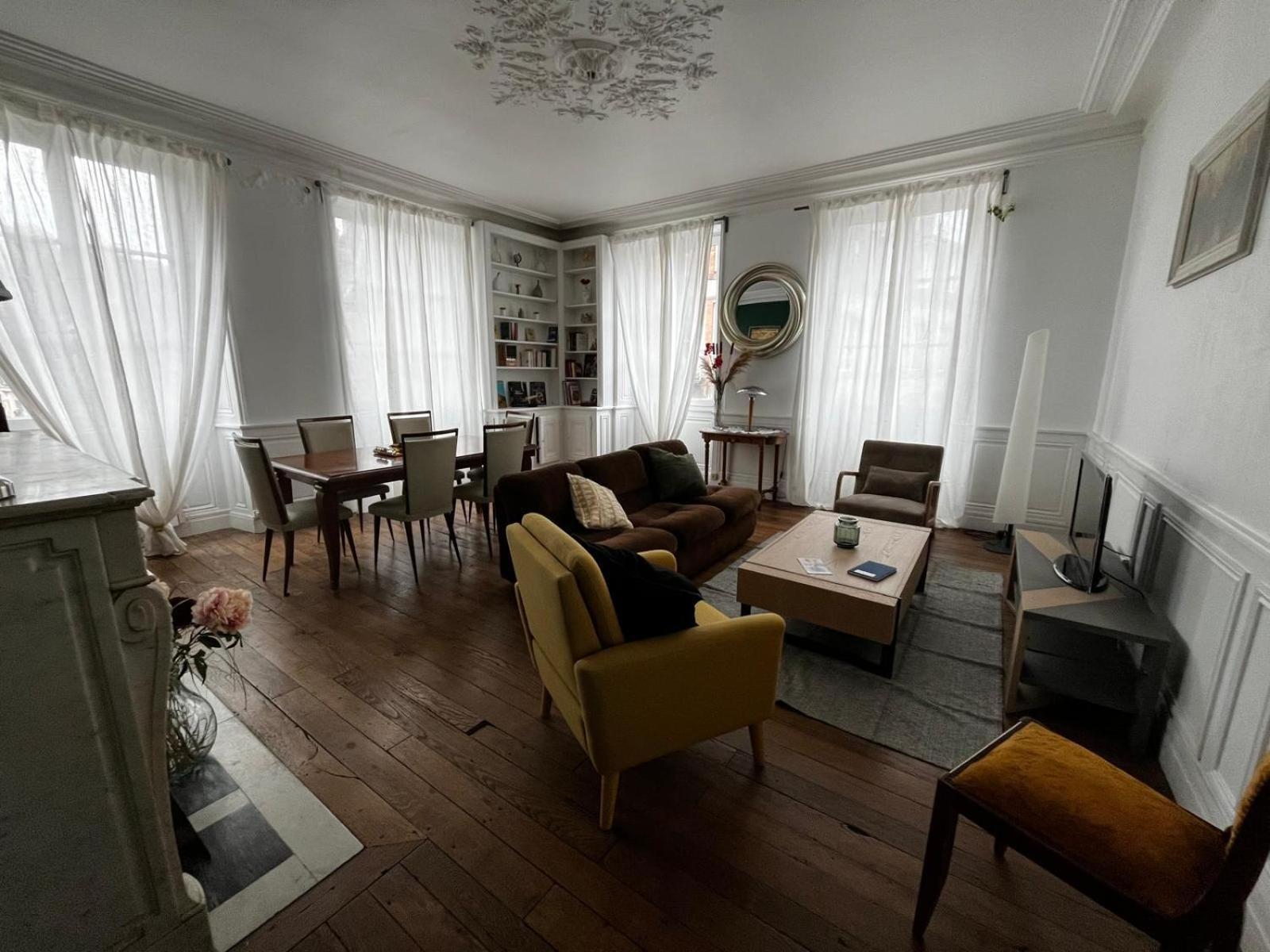 La Louana 2 100 M2 Charme De L Ancien En Coeur De Apartment Aubusson (Creuse)