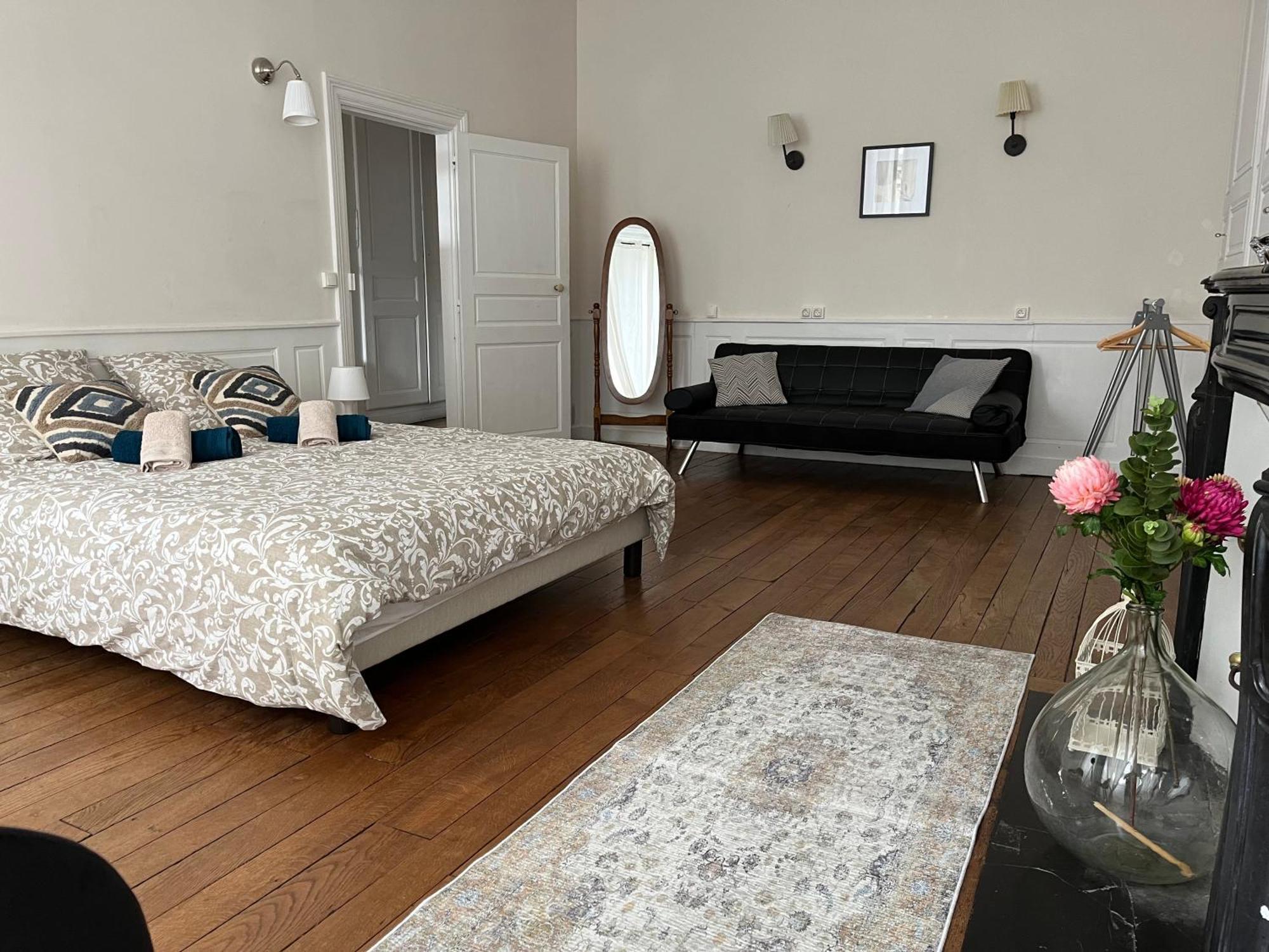 Apartment La Louana 2 100 M2 Charme De L Ancien En Coeur De *