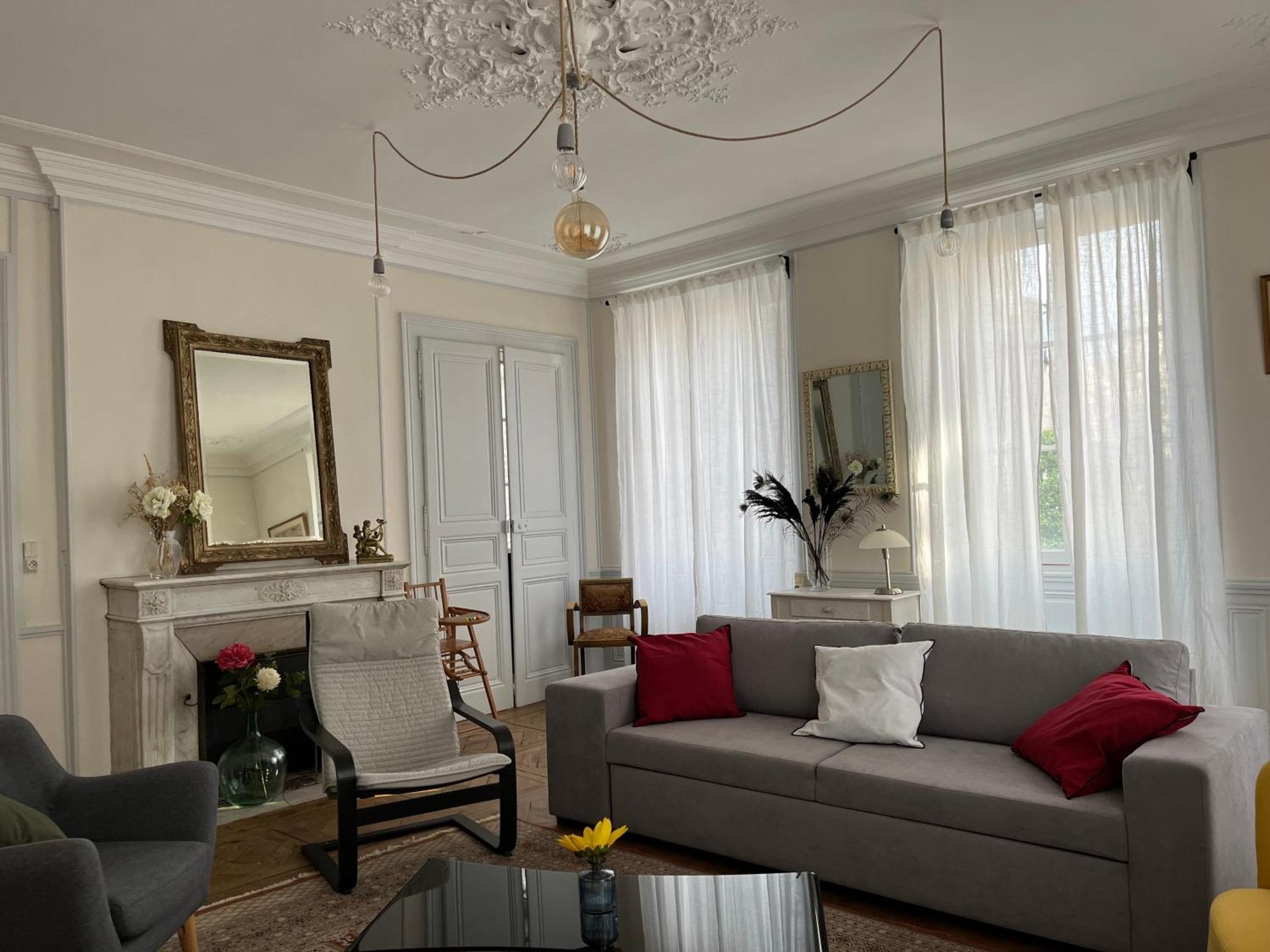 Apartment La Louana Charme De L'ancien En Coeur De Aubusson (Creuse)